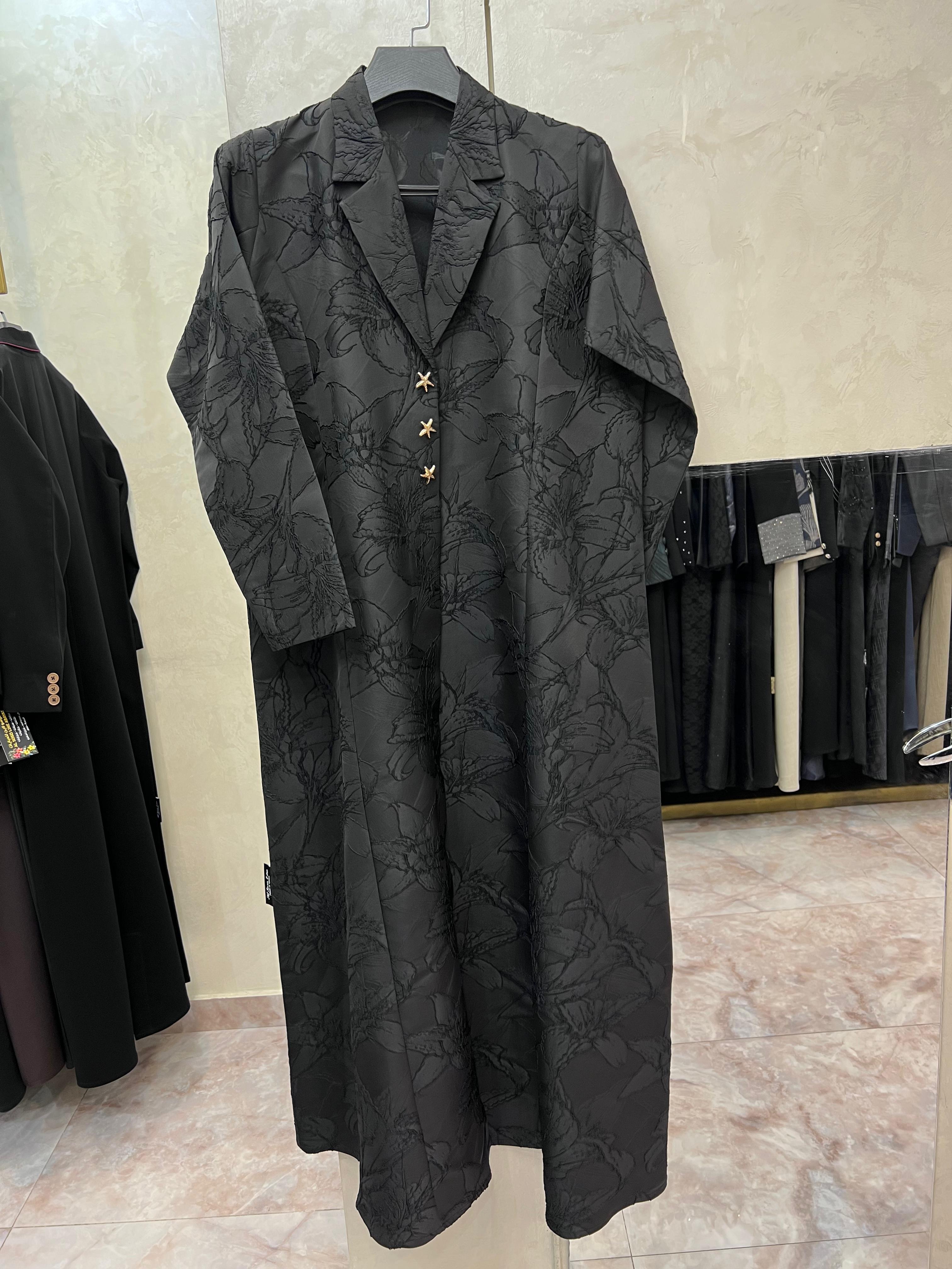 Al Soso Premium Black Jacquard Abaya – Elegant Floral Texture with Gold Star Buttons